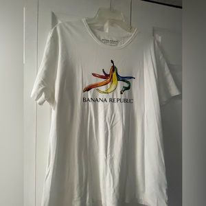 NWOT Banana Republic Rainbow Banana t-shirt 🌈